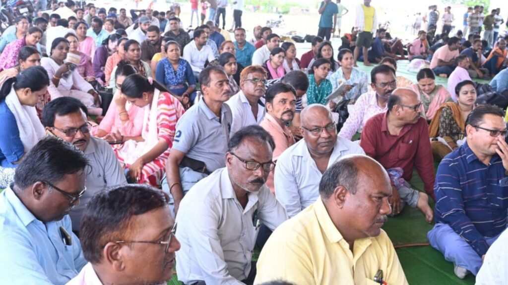 Patwari Union Strike: पटवारियों की राजस्व मंत्री से मुलाकात, 40 मिनट चली बैठक के बाद खत्म हुई हड़ताल